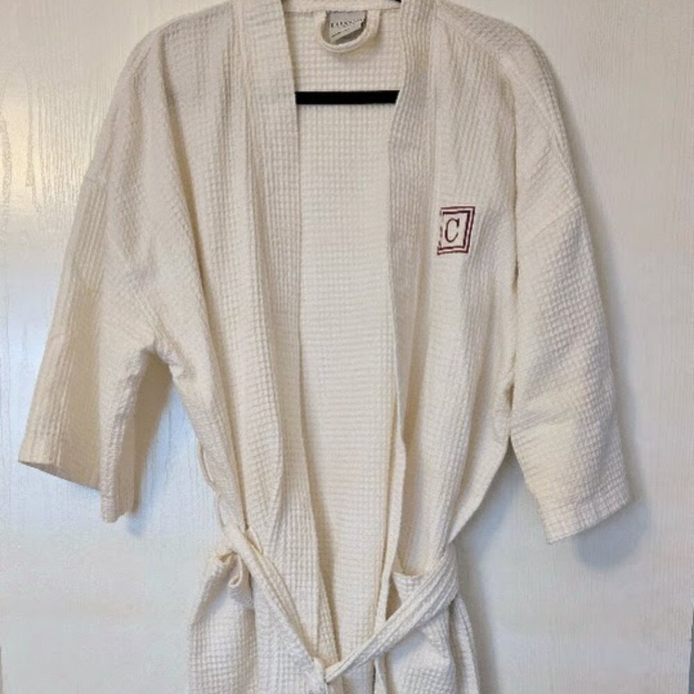 Luxor Egyptian‎ cotton S/S waffle white robe with 'C' monogram